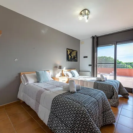 Casa Cami Del Castell Lux Вилла