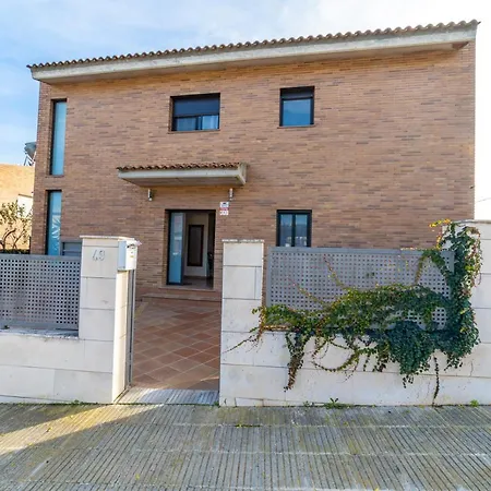 Вилла Casa Cami Del Castell Lux *
